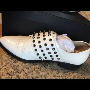 YES loafer in falcon white